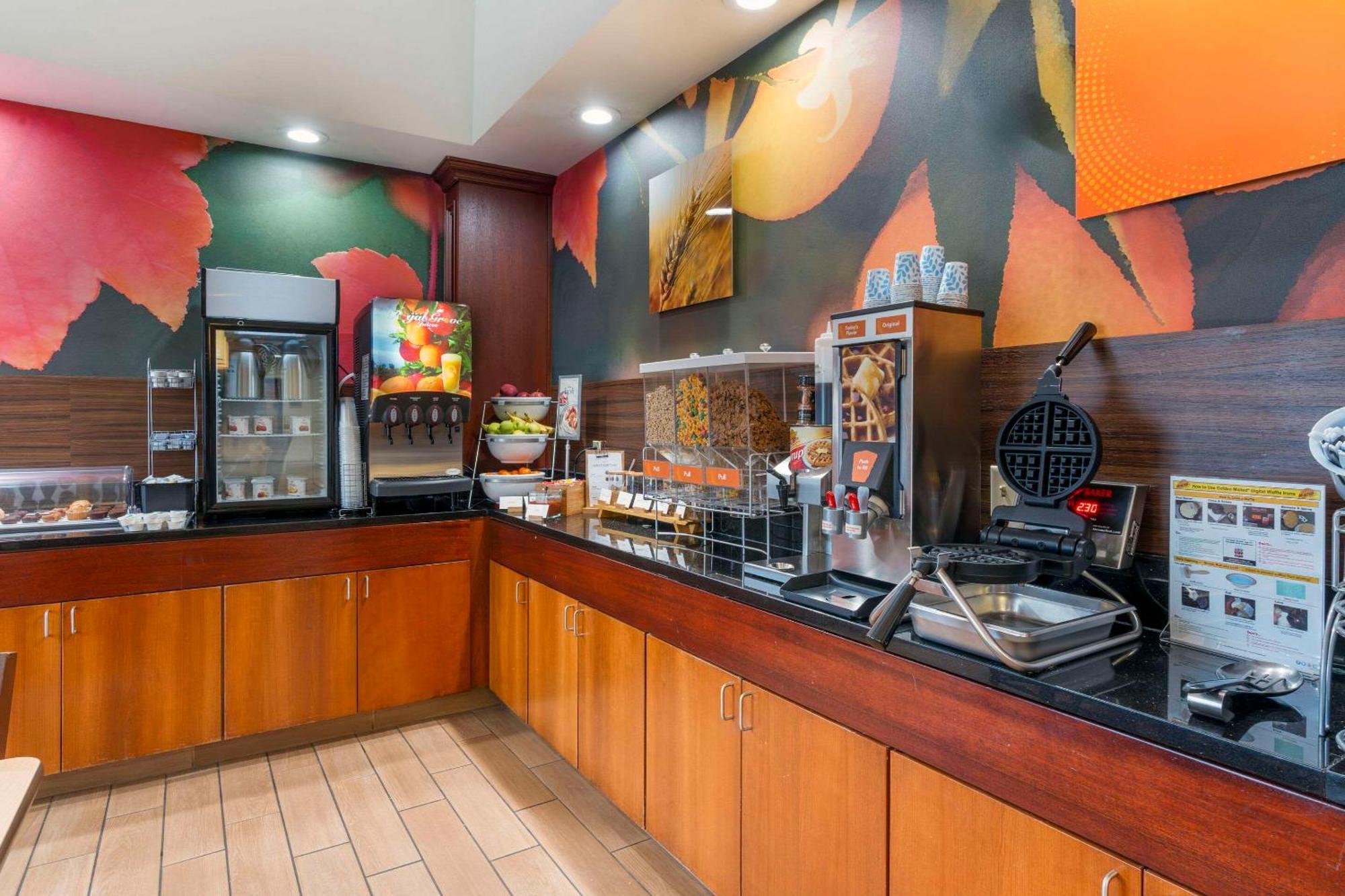 Comfort Inn & Suites Берея Экстерьер фото