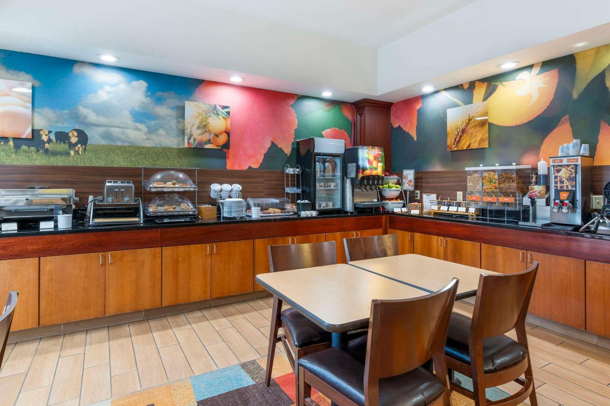 Comfort Inn & Suites Берея Экстерьер фото
