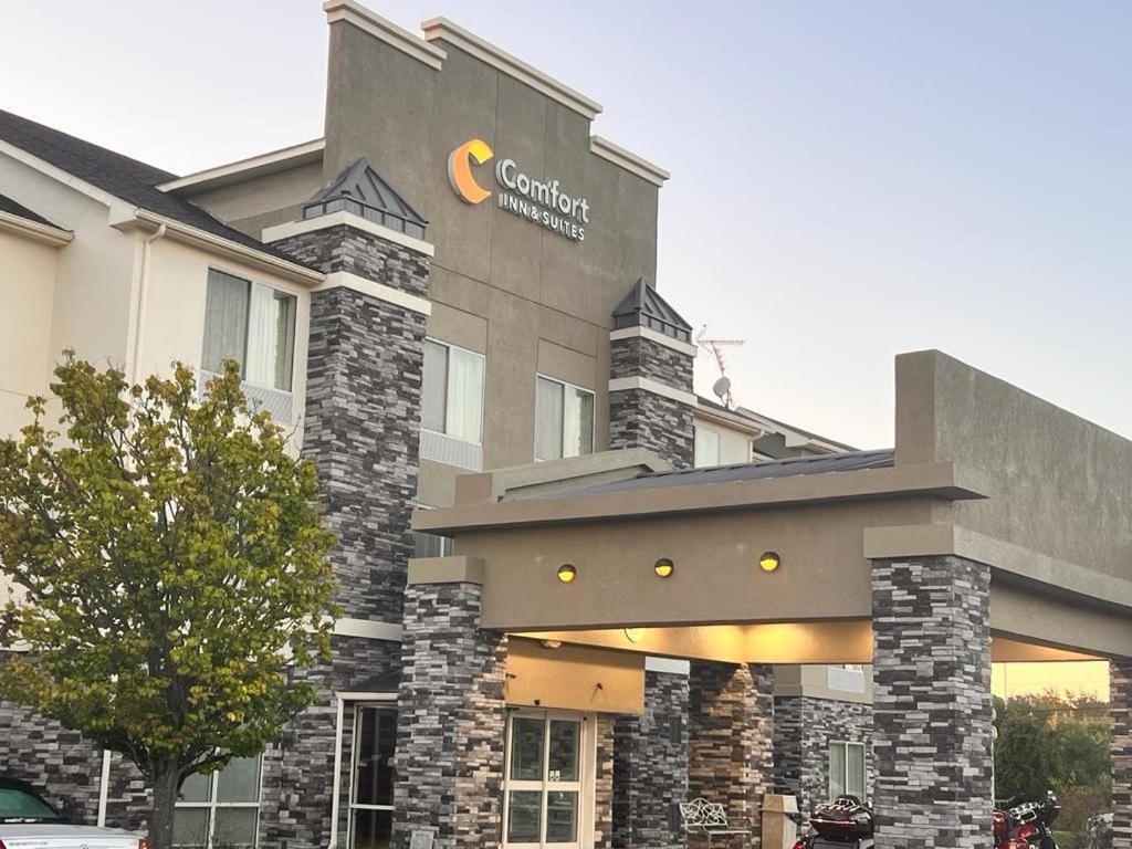 Comfort Inn & Suites Берея Экстерьер фото